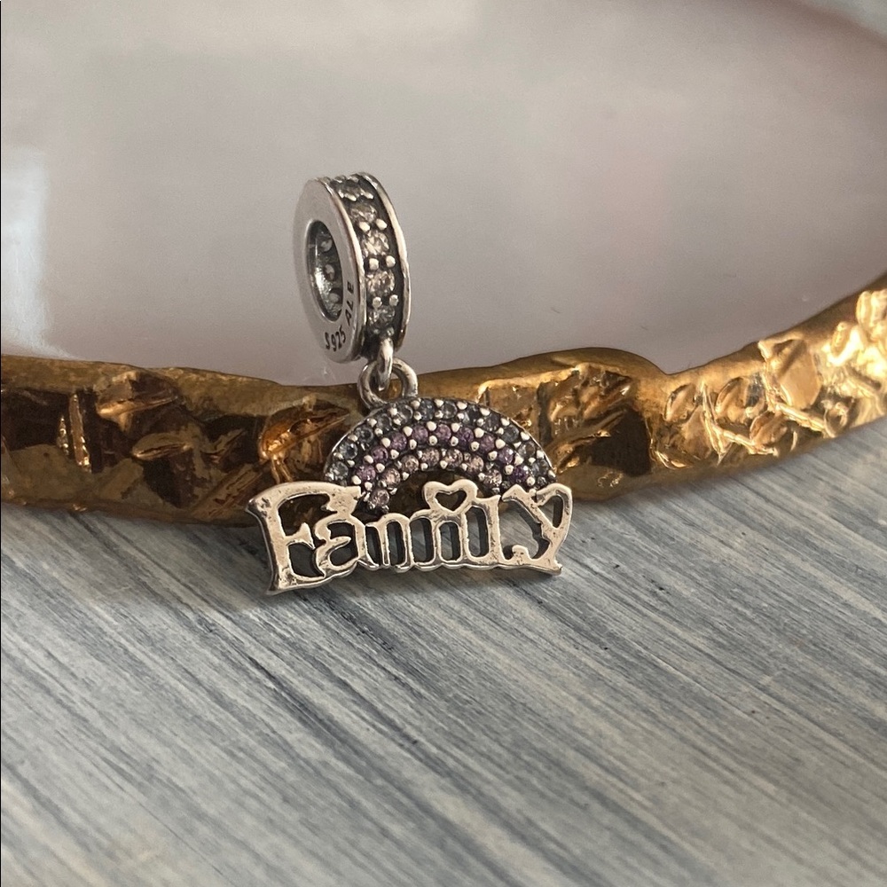 Pandora Family Charm